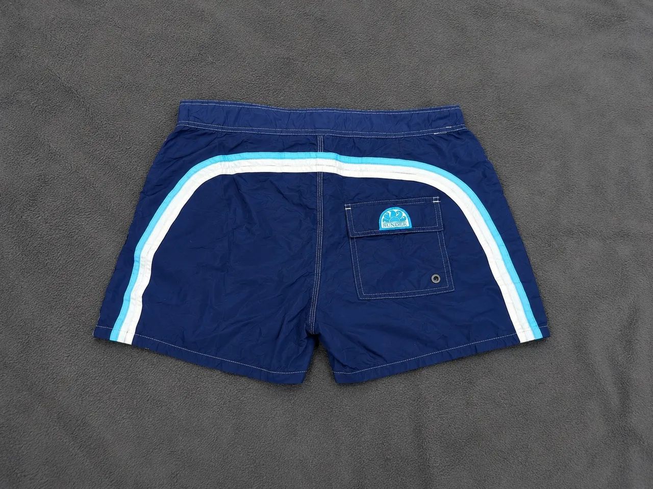 Short Sundek
