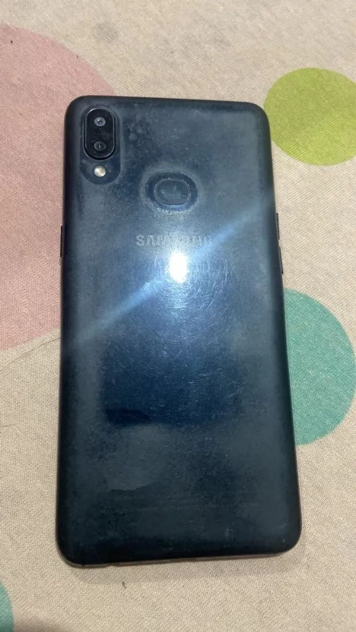Samsung Galaxy A10 32gigas - Foto 2