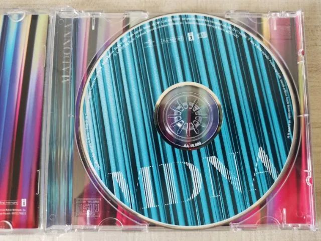 Cd Madonna - Mdna - Simples - Usado em otimo estado - Foto 5
