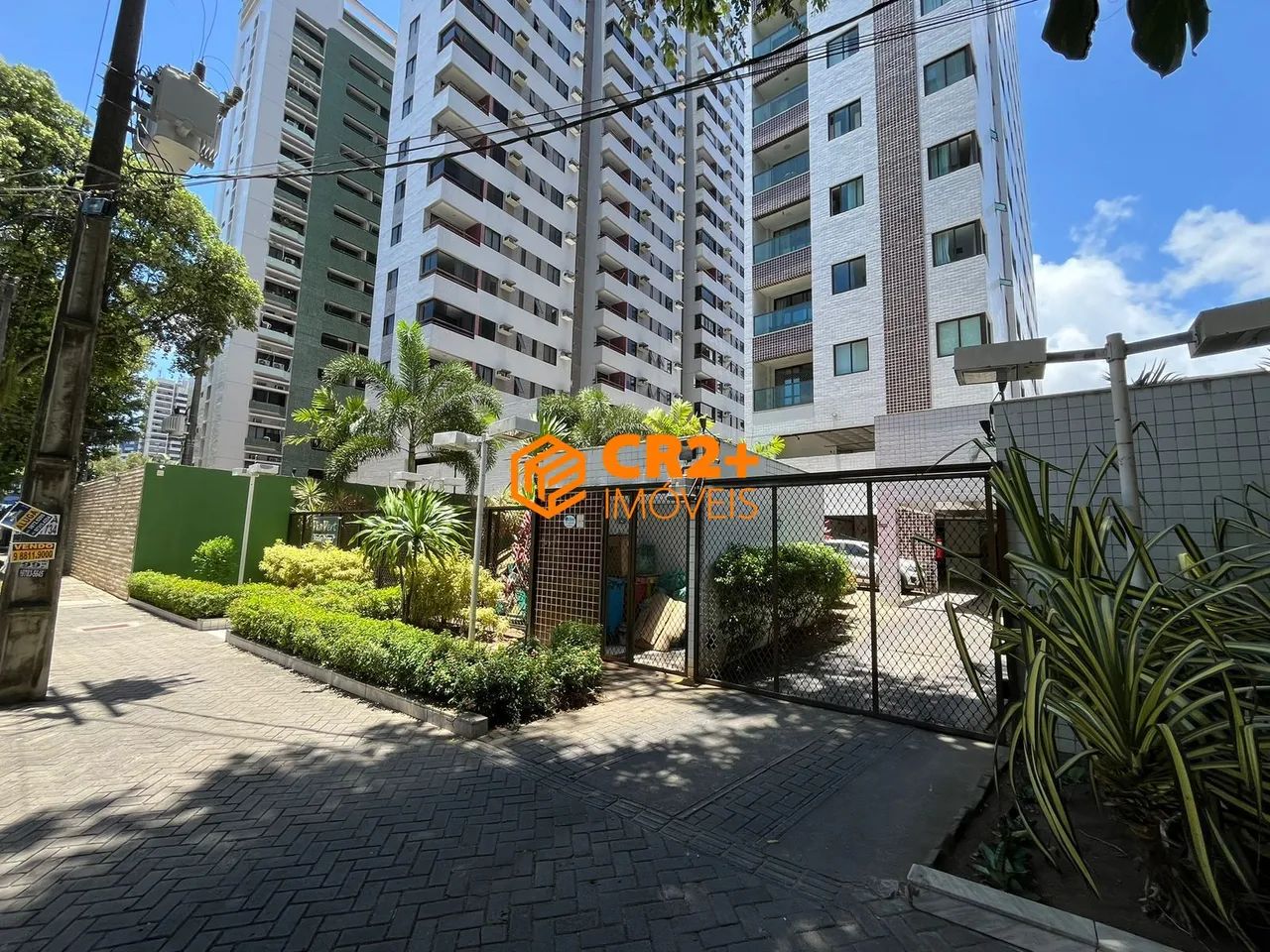 Vendo Flat semi mobiliado no espinheiro.
