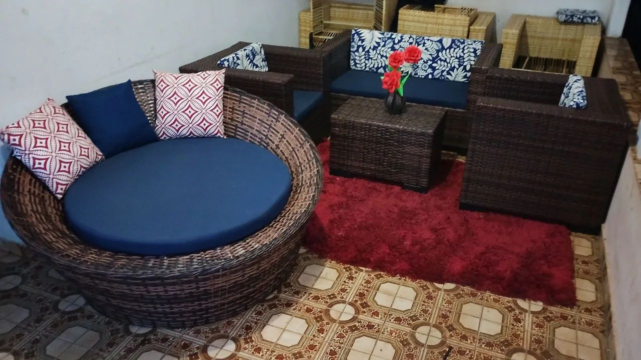 Conjunto de sofá alto padrão de vime sintético 