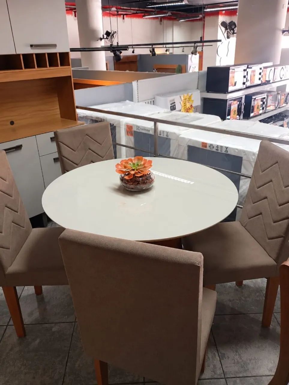 Mesa de jantar redonda 