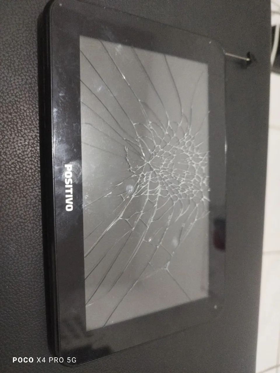 Tablet da positivo, a venda para desmanche de peças!!!