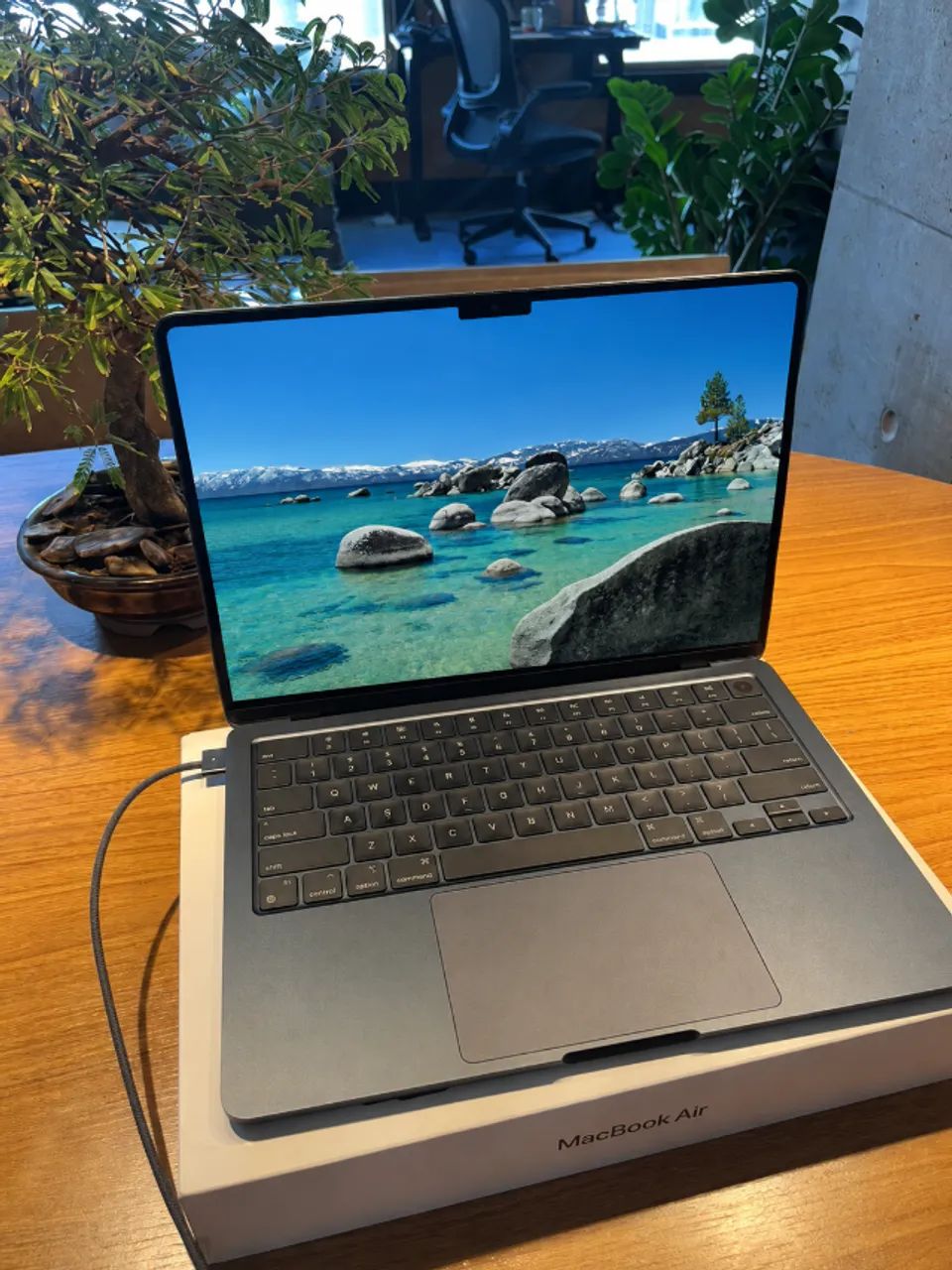 MacBook Air M4 // 16GB // 256 SSD - MIDNIGHT