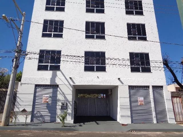 Sala comercial para locação no bairro Tibery - Foto 2