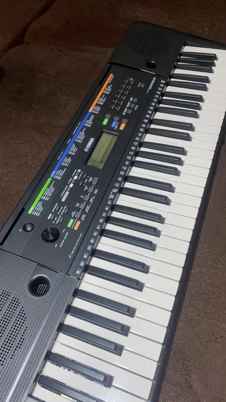 VENDO TECLADO YAMAHA PSR-E253