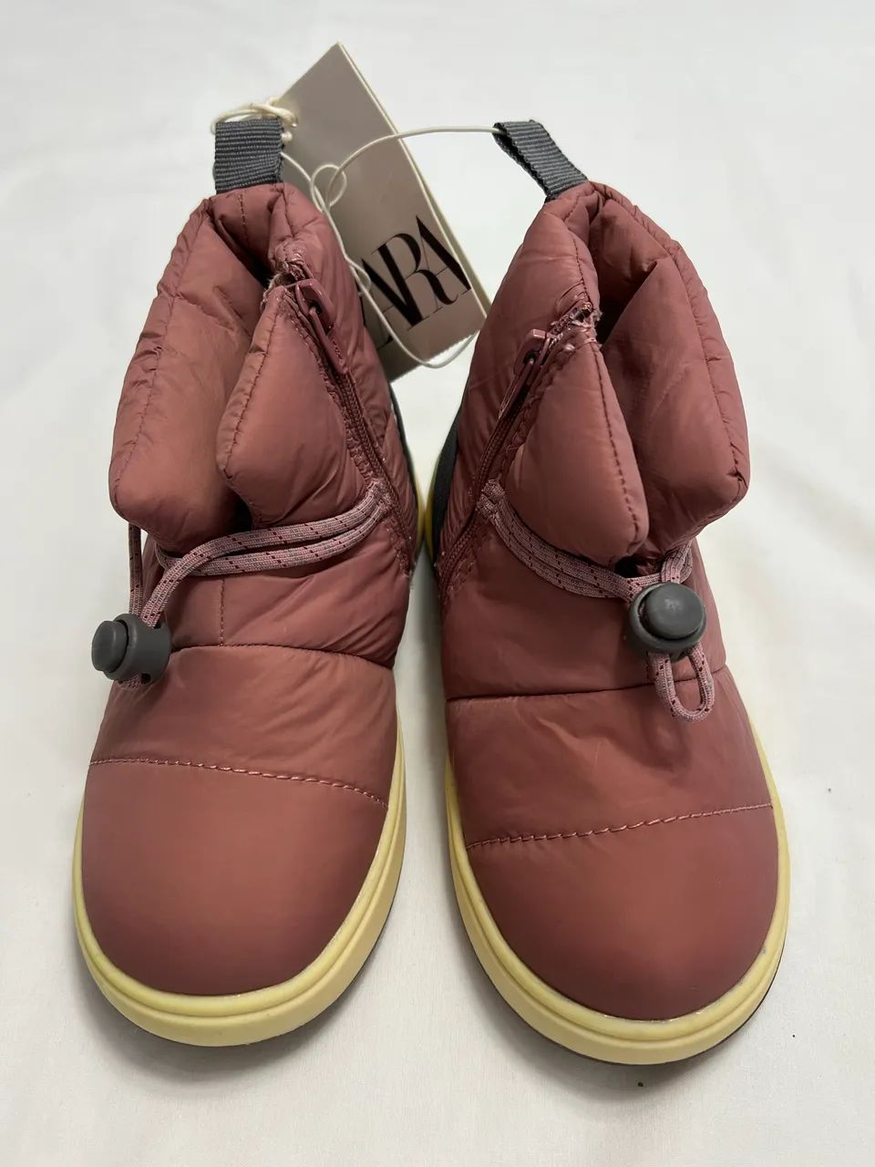 BOTA ZARA INFANTIL ACOLCHOADA NOVA N°22 - Foto 4