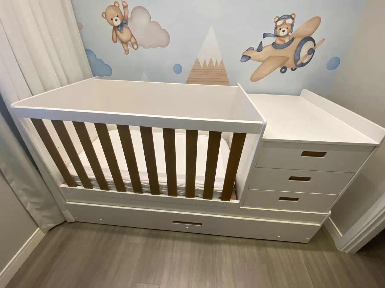 Berço com cama auxiliar pouco uso, valor novo 2500 - Foto 3