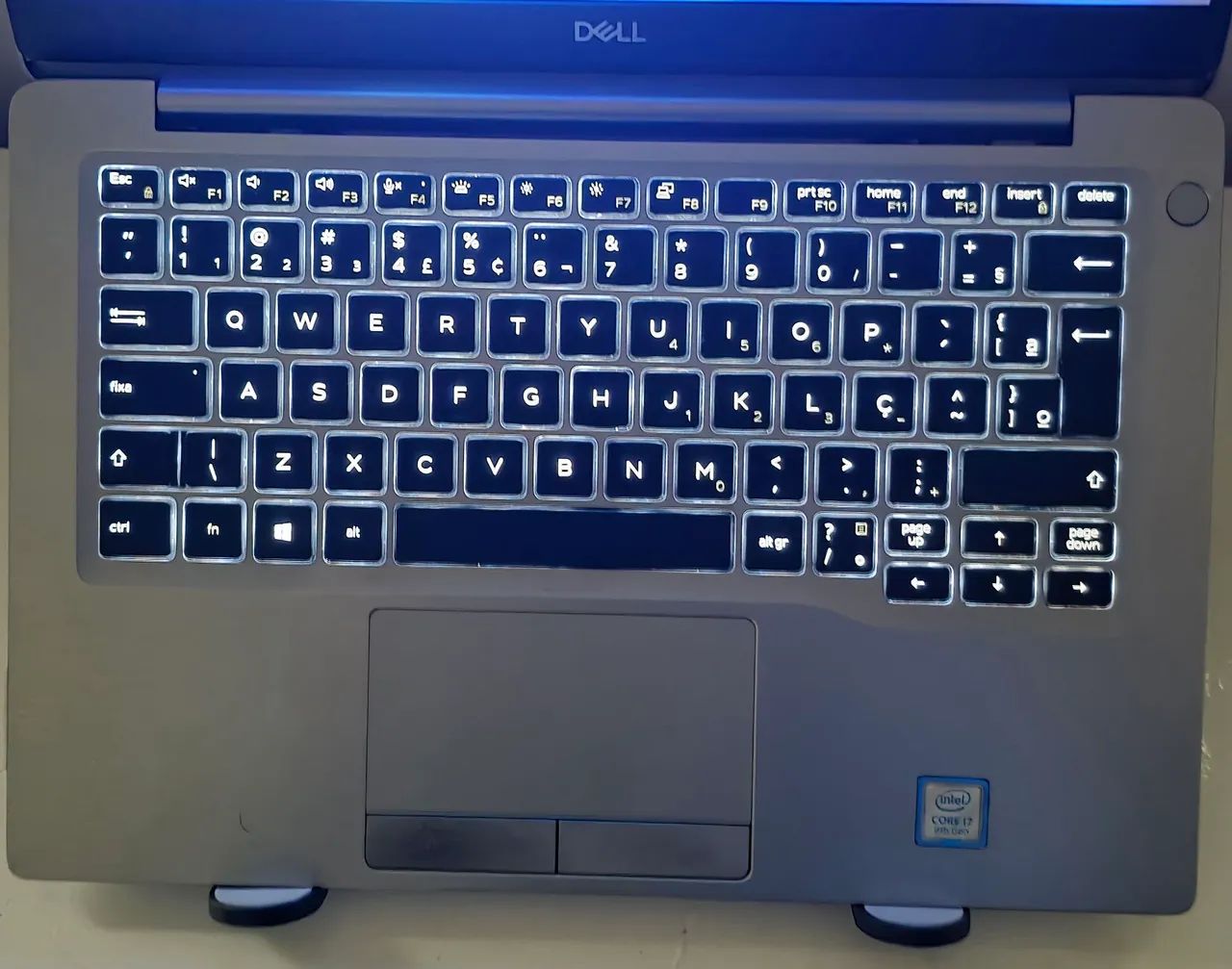 Notebook Dell Latitude 7300 Core i7 8GB de memória 256GB SSD Tela