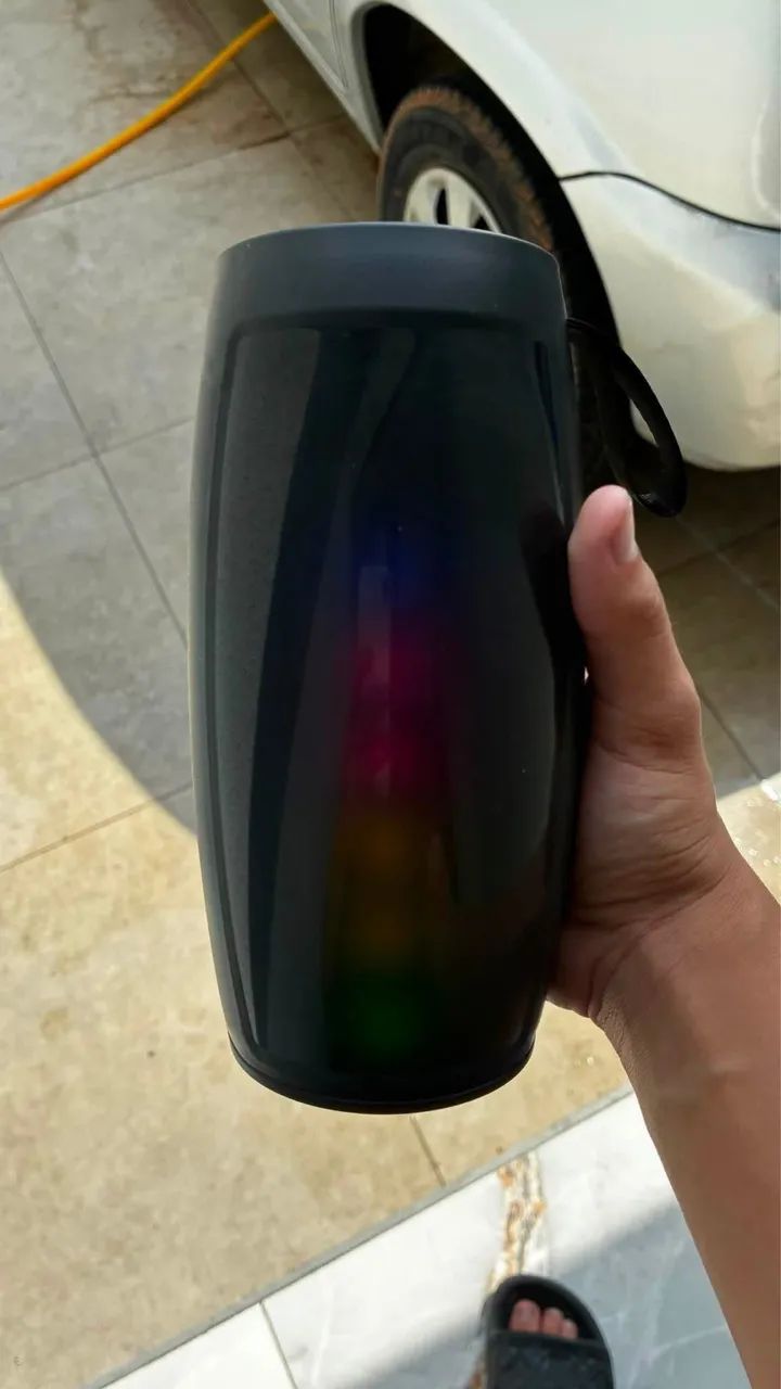 Caixa de som bluetooth com led nova - Foto 3