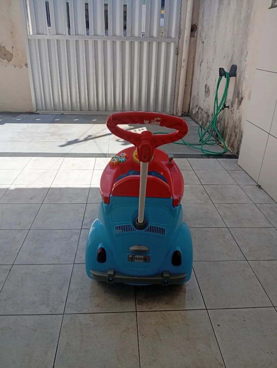 Carrinho para criança com haste. - Foto 4