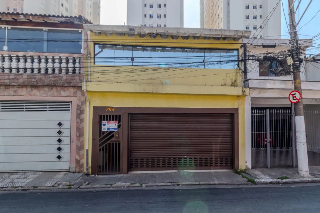 Casa para venda em Vila Ema com 7 quartos, sendo 1 suíte, 450m²