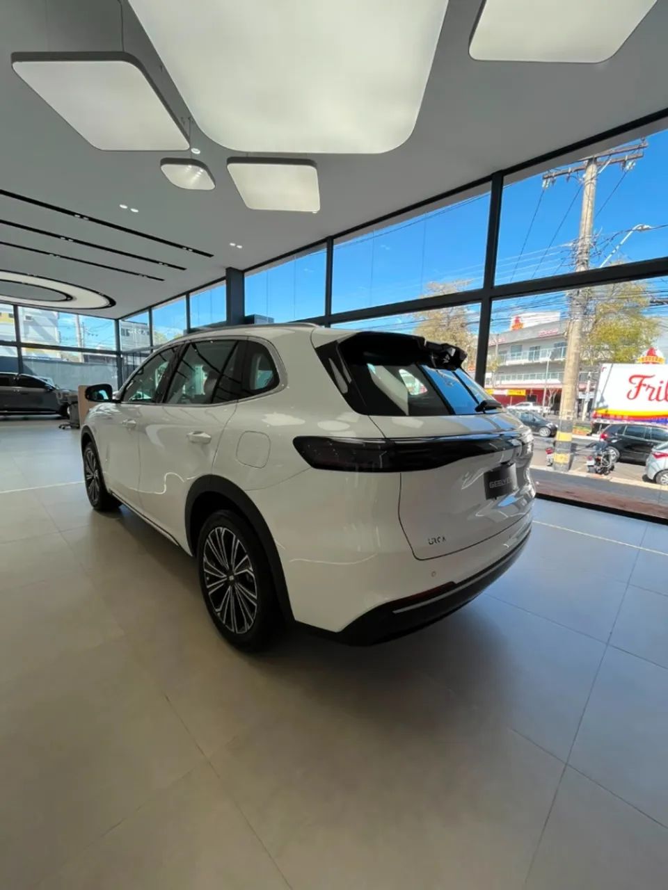 Geely EX5 EM-i Max 2026 - Foto 4