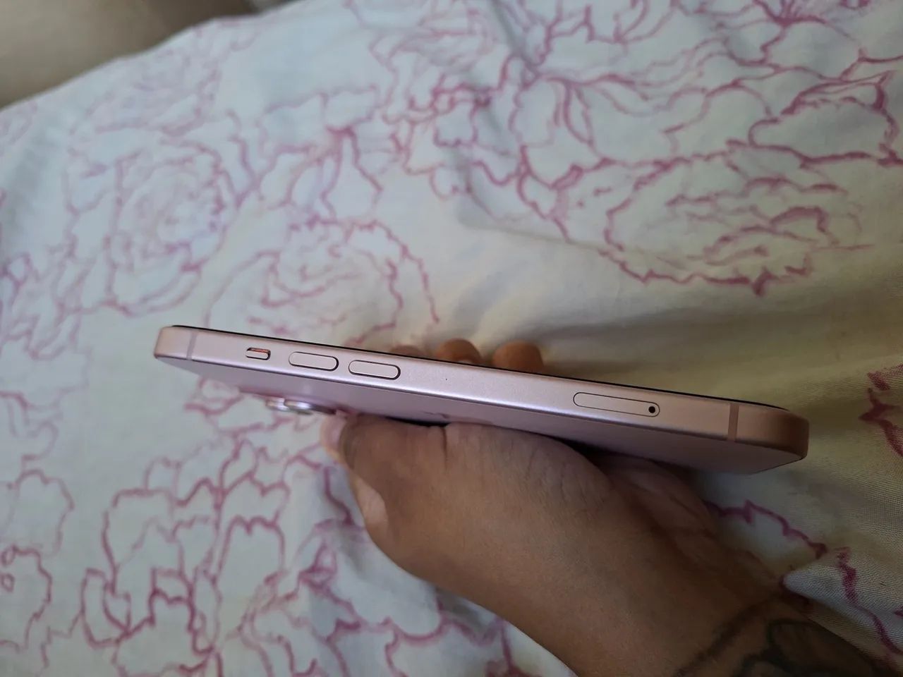 Iphone 15 128 gb  - Foto 2