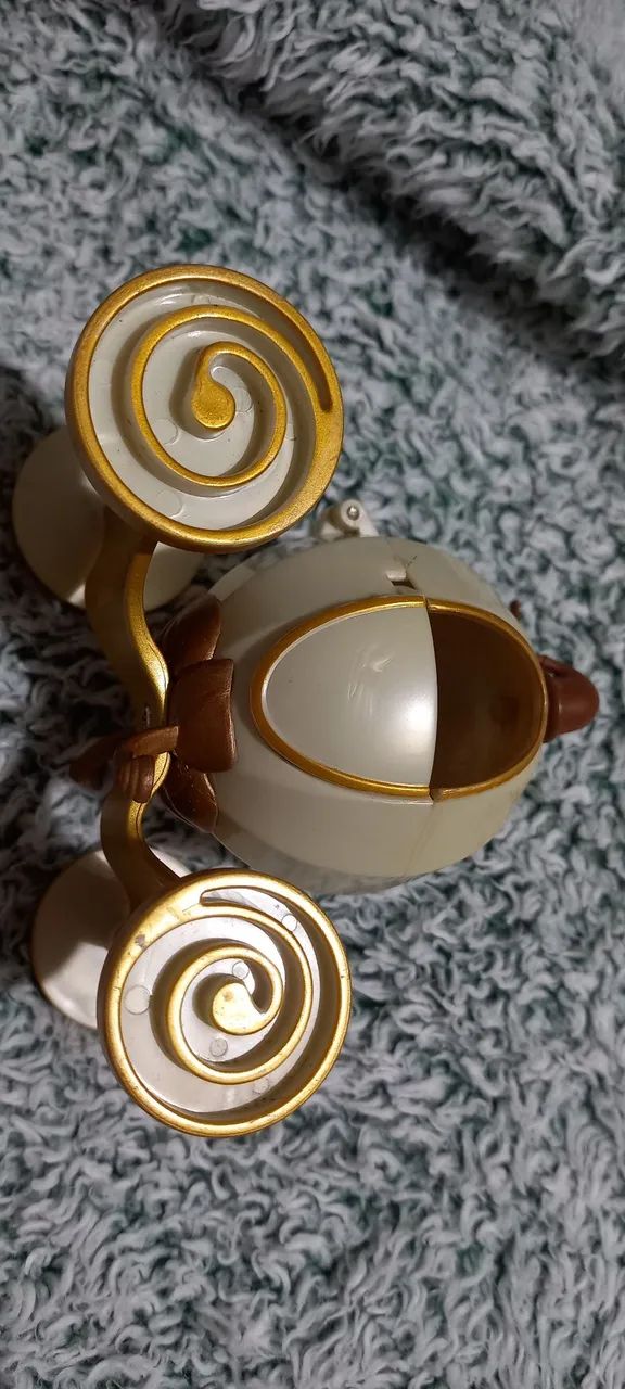 Carruagem da Cinderela  Disney  - Foto 4