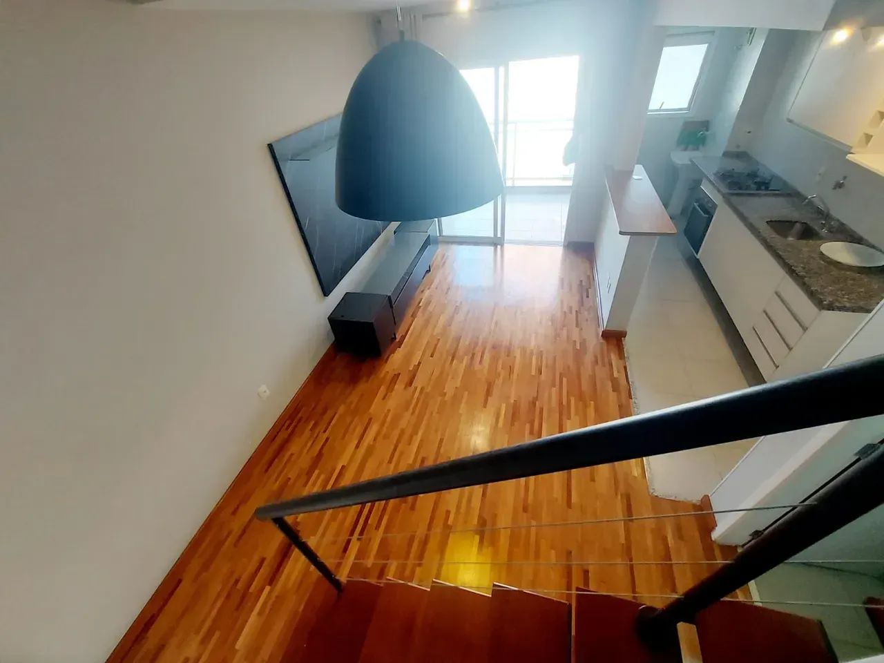 Duplex com 01 quarto/suíte 01 vaga em Pinheiros, em rua tranquila, pronto para morar. - Foto 5