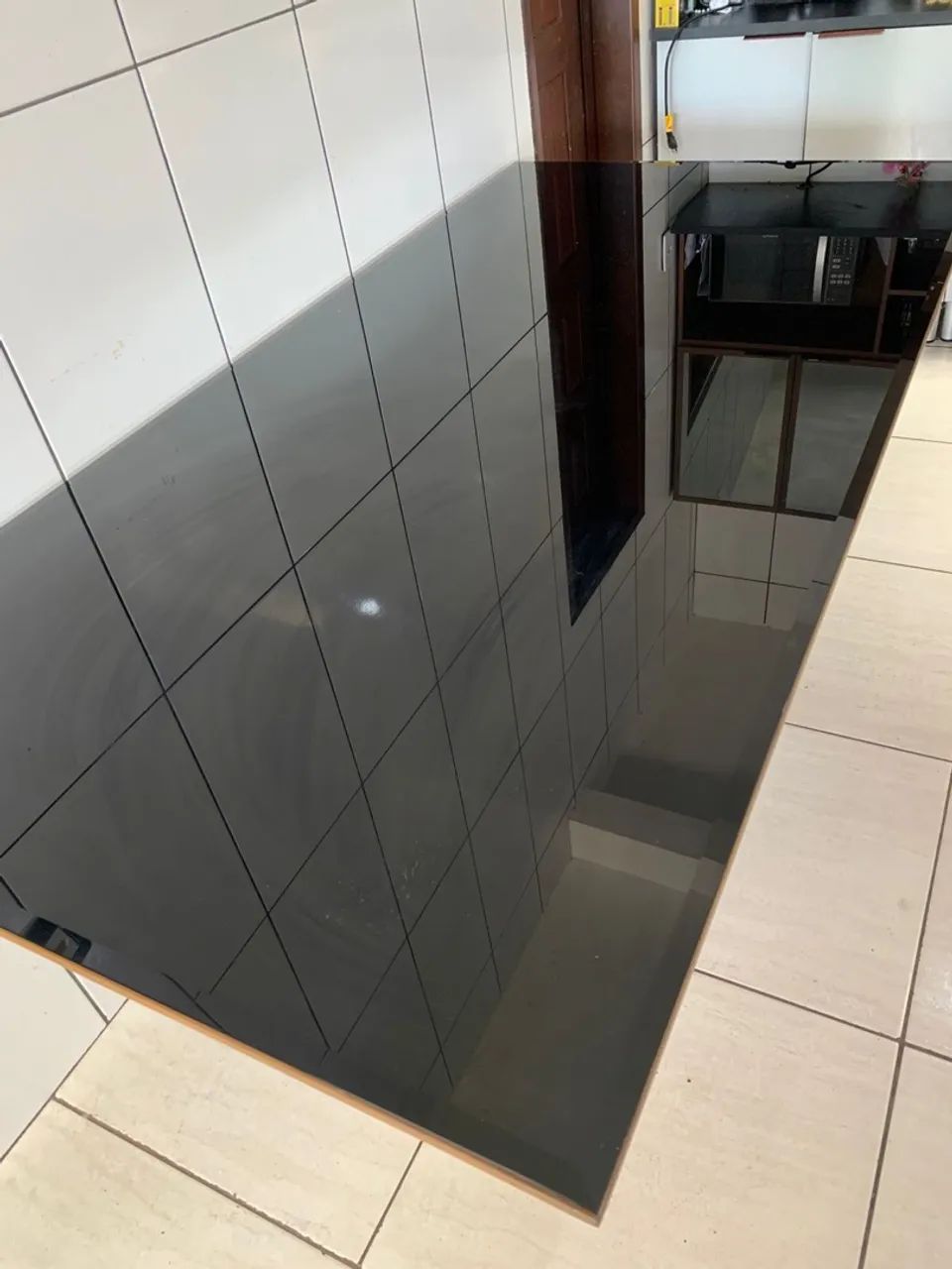 Vendo mesa Jacaúna madeira maciça  - Foto 3