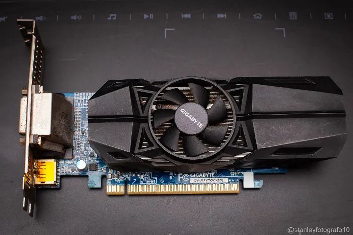 Placa de video Nvidia Gigabyte GTX 750 2 Gb 128 bits Impecavel Modelo ORIGINAL. - Foto 4