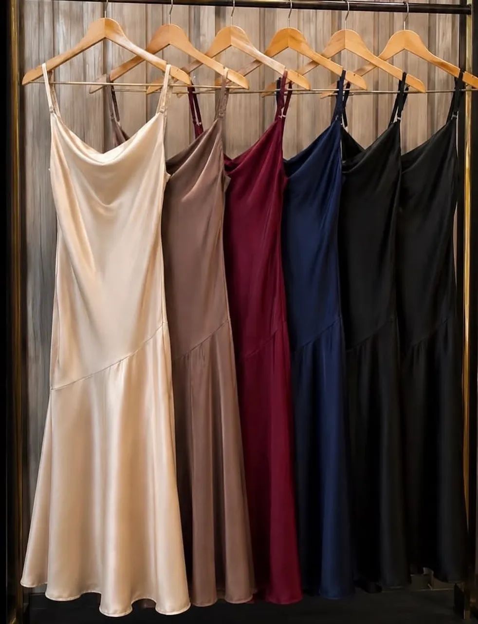 vestido de cetim