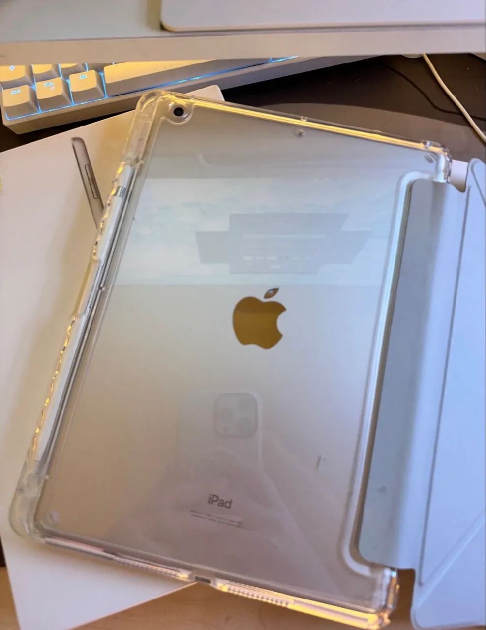 iPad prata 64GB em perfeito estado + Apple Pencil original  - Foto 2