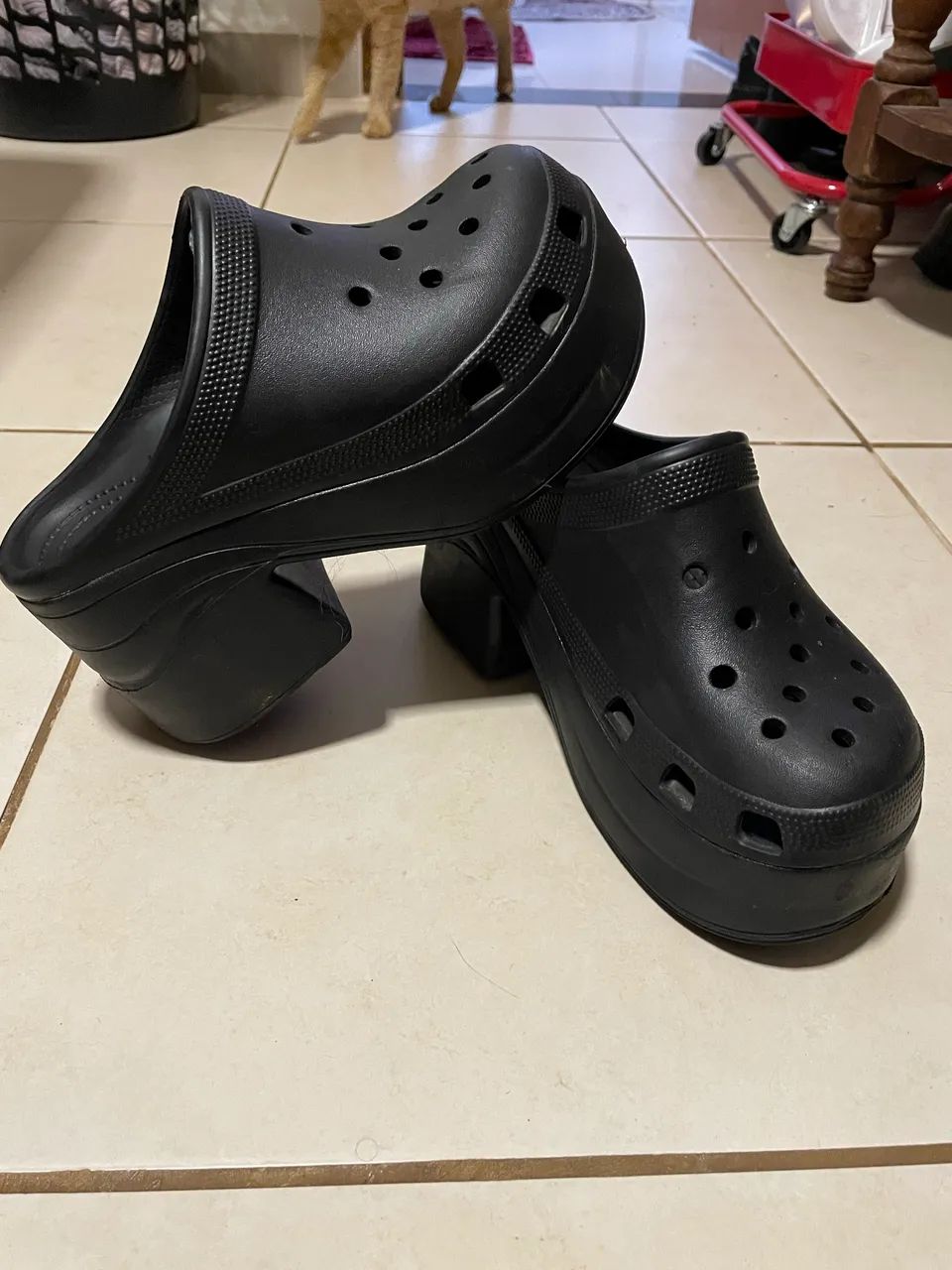plataforma estilo crocs - Foto 2
