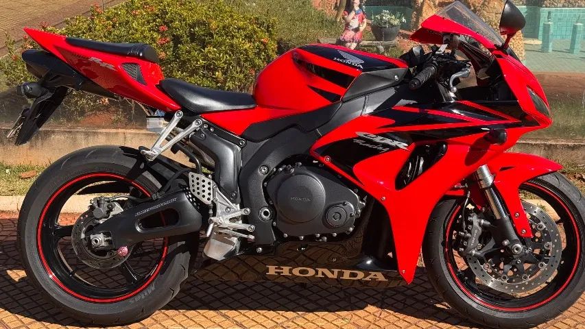 CBR1000rr fireblade - Foto 5