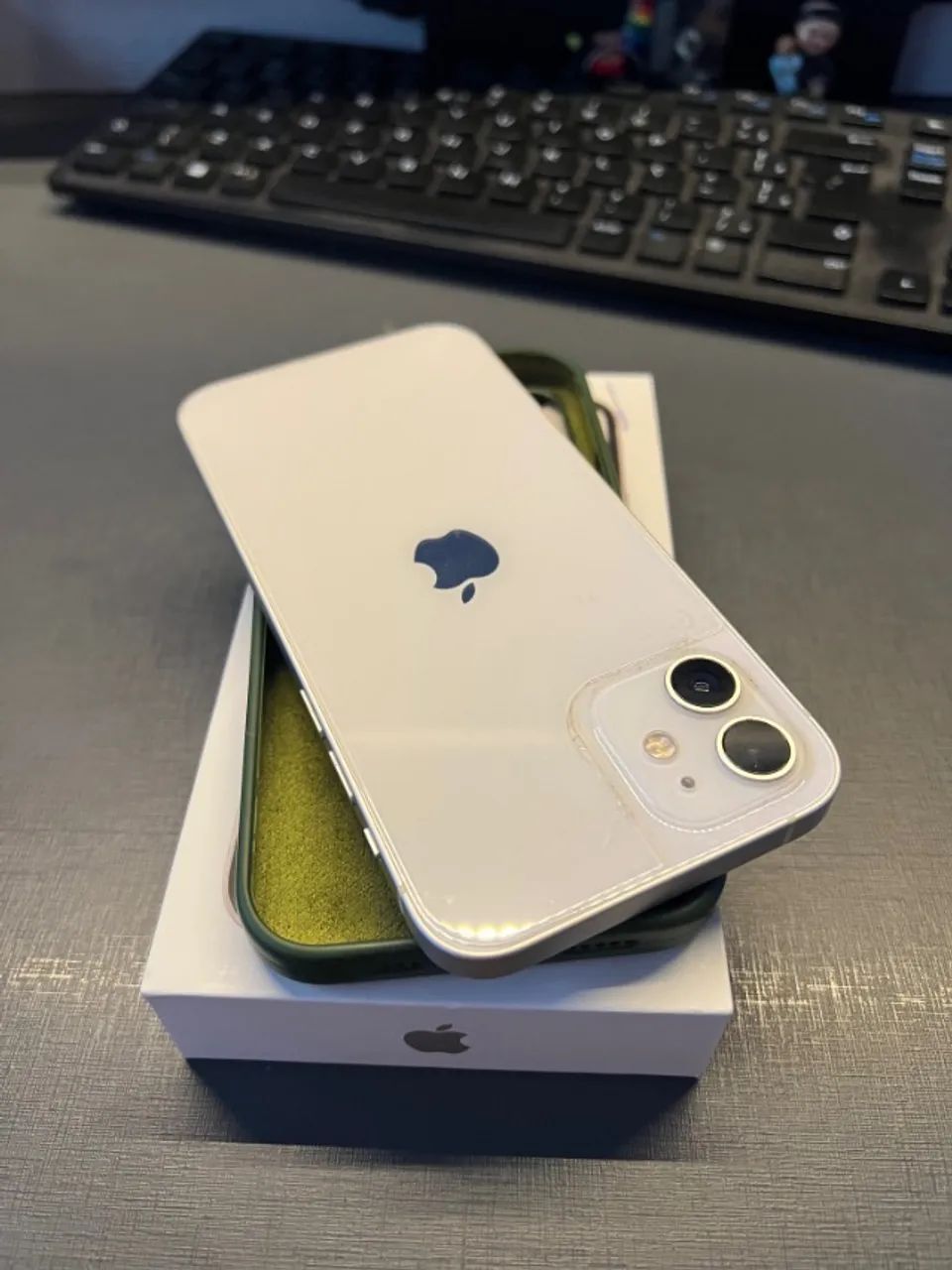 iphone 12 128gb branco - seminovo impecavel - Celulares e