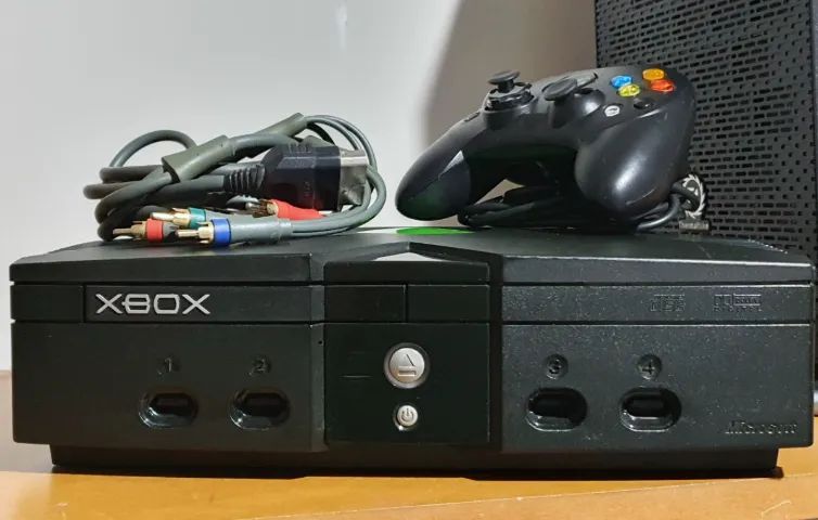 Vendo Xbox clássico com hd de 2TB + Cabo vídeo componente + Controle - Confira! - Foto 3