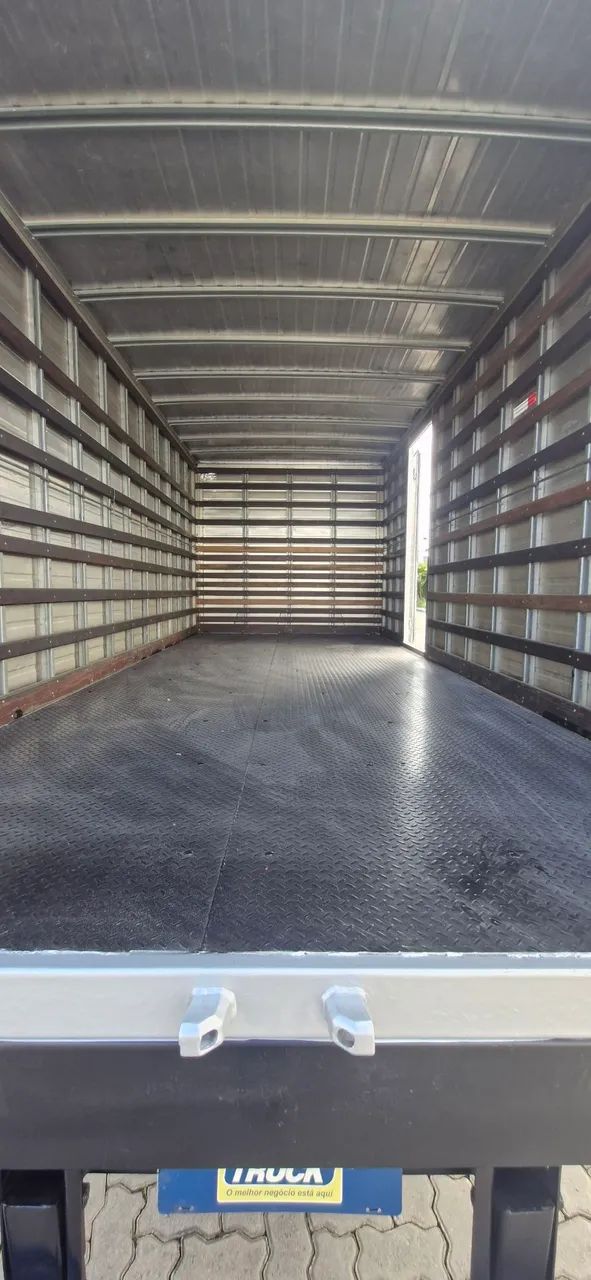 VW delivery 5.150 2015 com baú seco de 5.50 Extra !!! - Foto 8