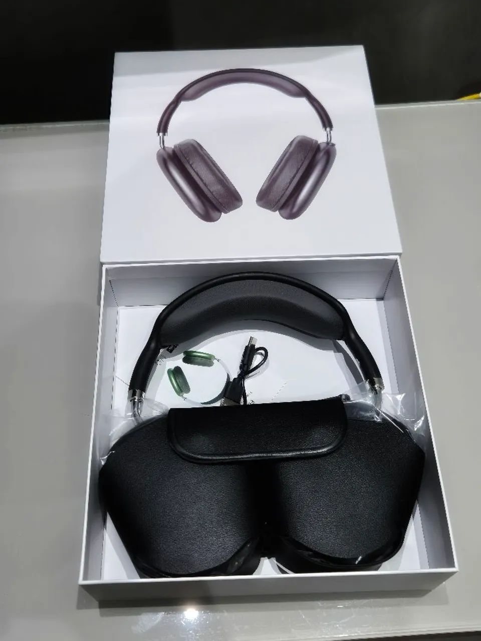 Airpods max preto - Fones de Ouvido - Parque das Nações, Santo