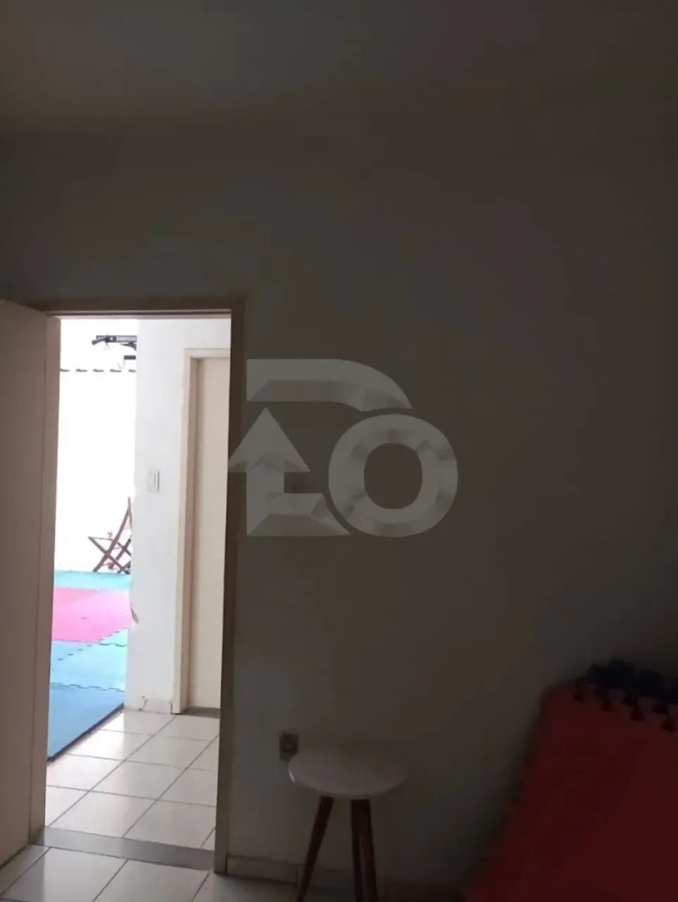 Casa Ampla no Ponto Novo à Venda com 2 Suítes e Dependência Completa - Foto 2
