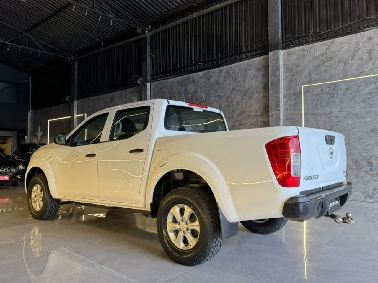 Nissan Frontier XE CD 4x4 2.3 Bi-TB Diesel Aut., foto 6 de 20
