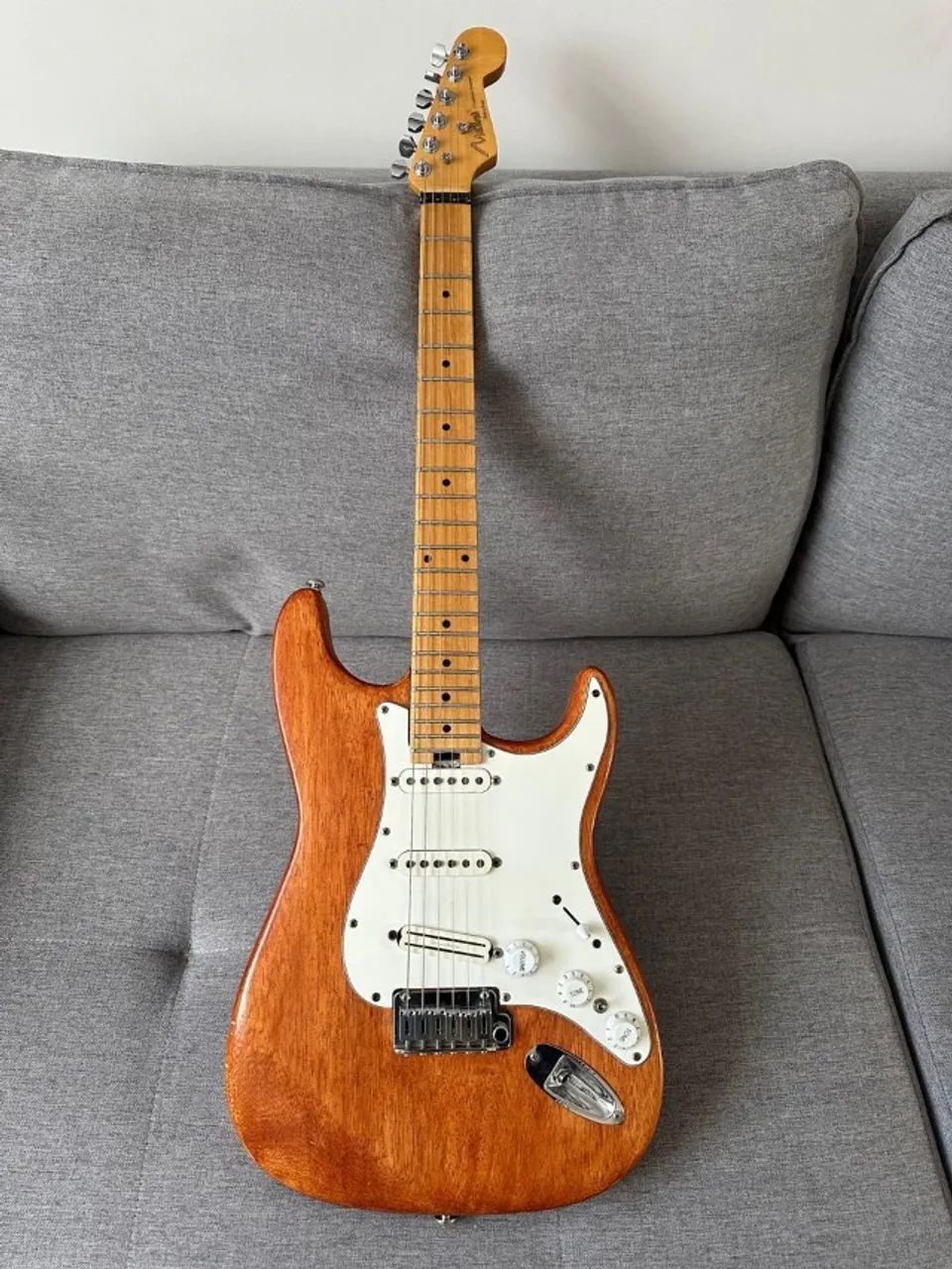 Guitarra Stratocaster
