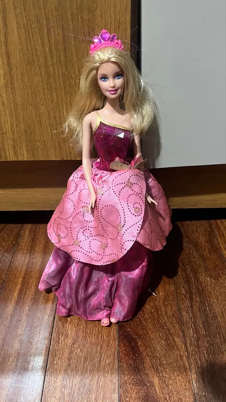 Boneca Barbie escola de princesas  - Foto 2