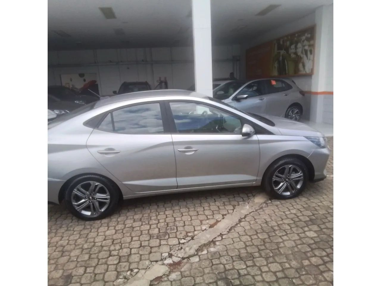 Hyundai HB20S Comfort Plus 1.0 TB Flex 12V Aut, foto 7 de 9