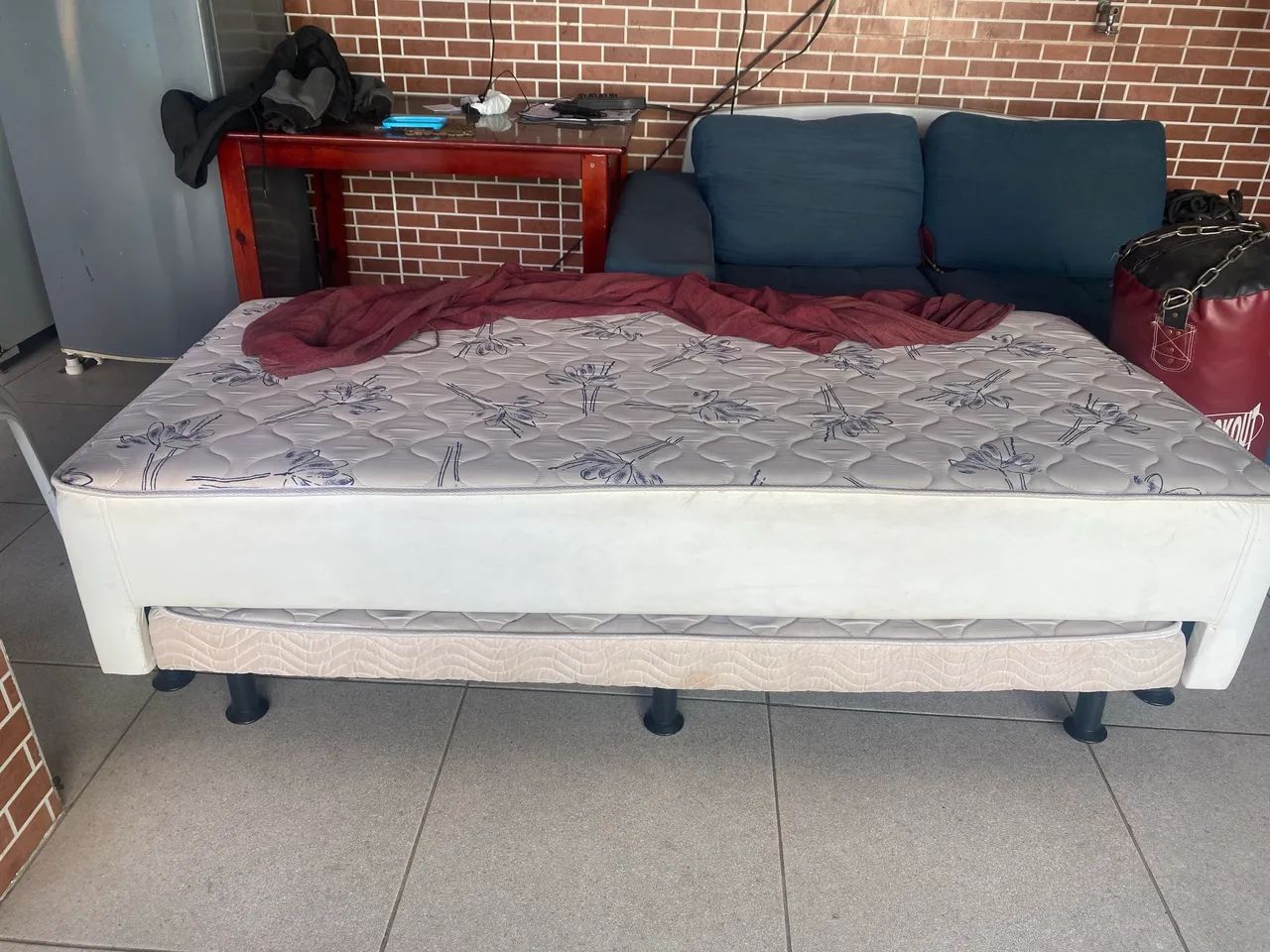 Cama de solteiro 