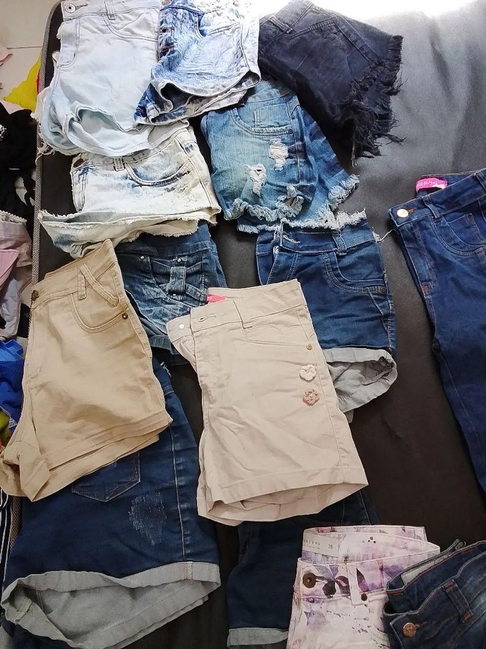 Lote de roupas para bazar 