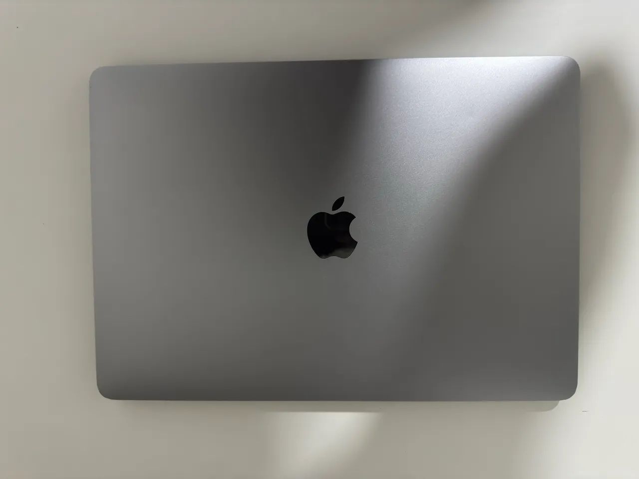 MACBOOK PRO 2020 M1 / 256GB SSD / TOUCH BAR  - Foto 2