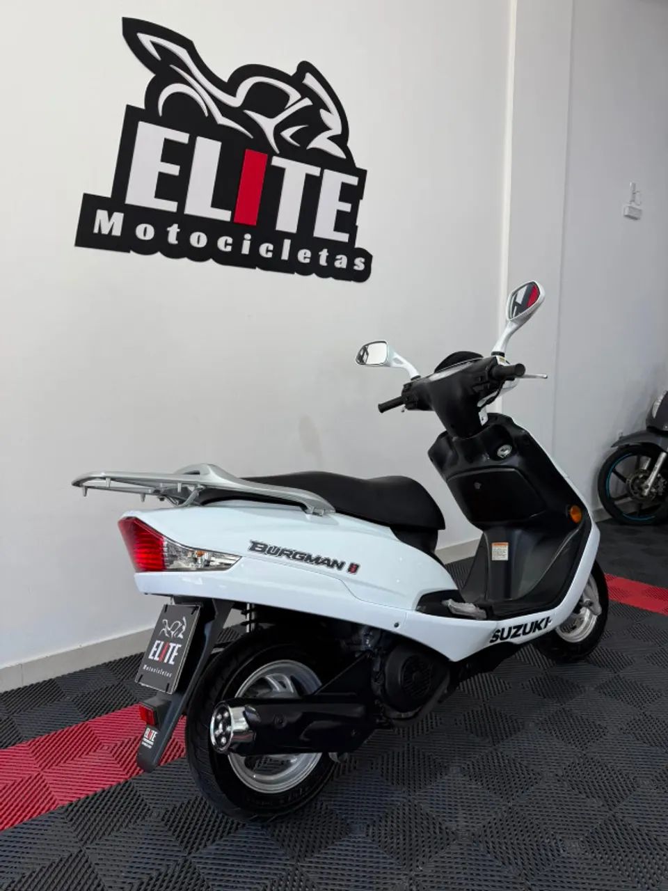 Suzuki Bugman I 125 2015 Branca Scooter Automatica - Foto 5