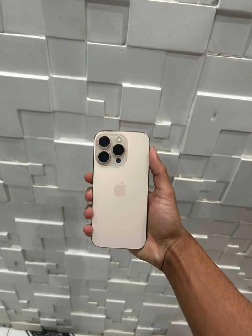 iPhone 16 pro 