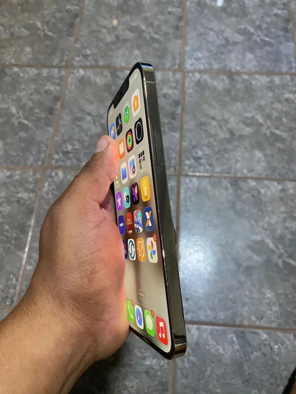 iPhone 12 Pro max 128 GB - Foto 3