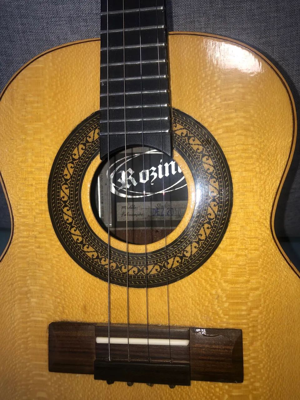 Cavaquinho Rozini Studio 2010 maciço 