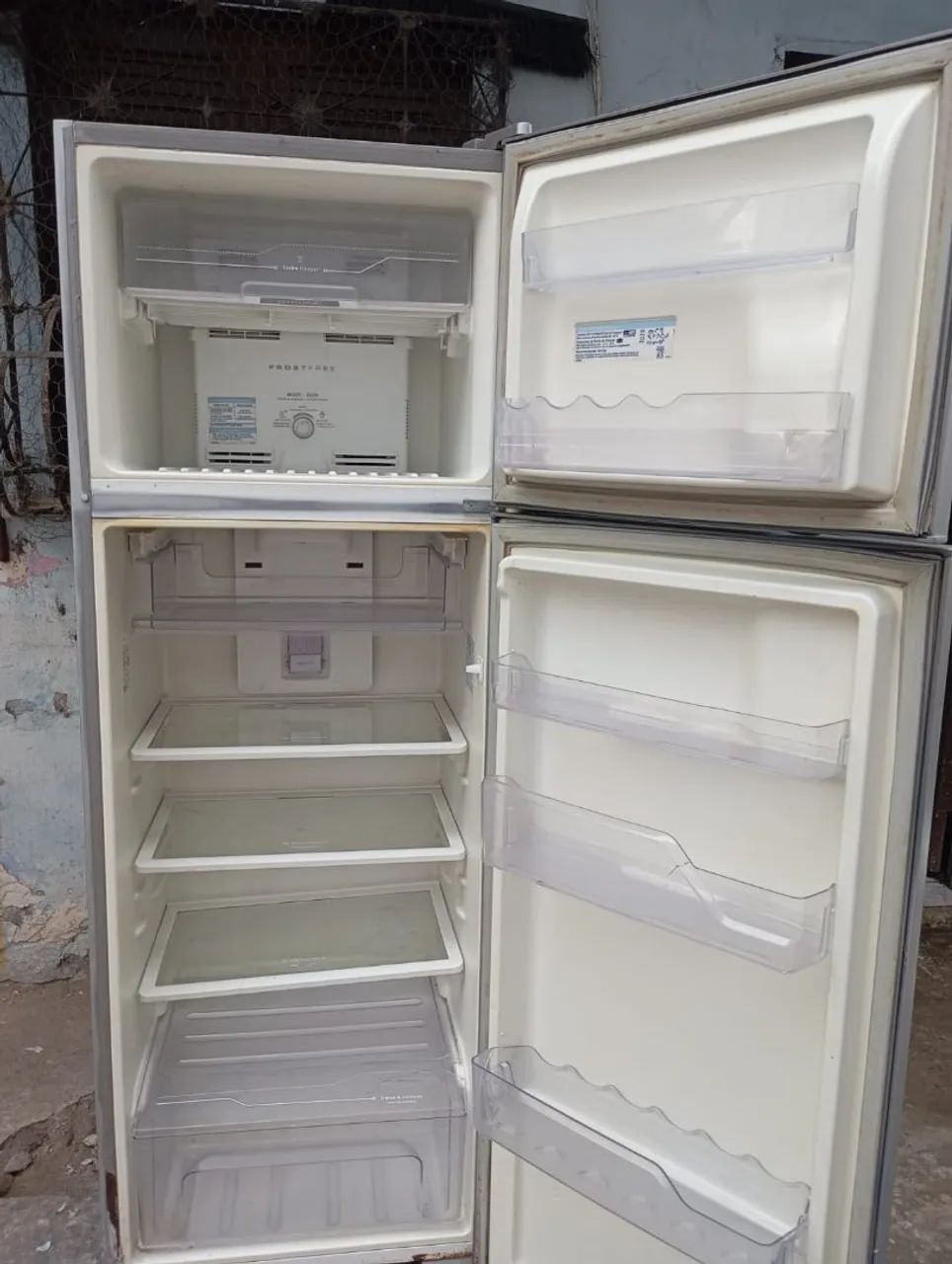 Geladeira Eletrolux reformada Frost Free. - Foto 2