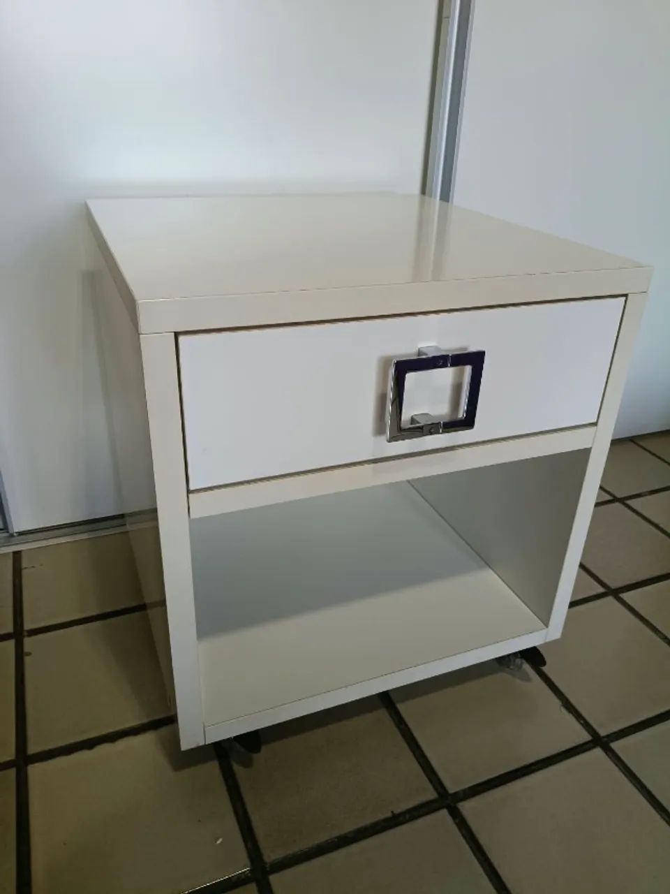 Mesa de Cabeceira
