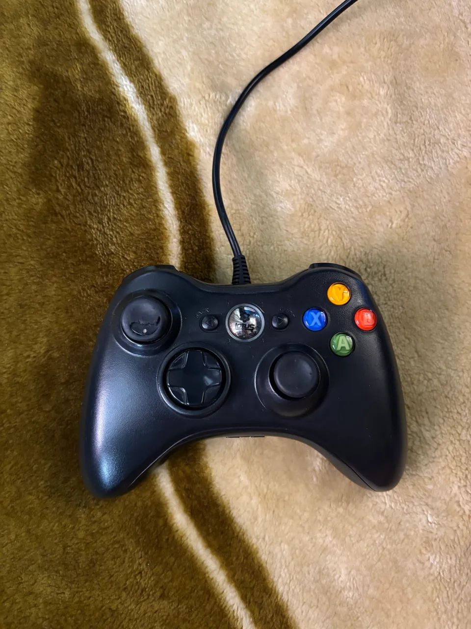 Controle Preto com Fio compatível com Xbox 360 e PC  - Foto 3