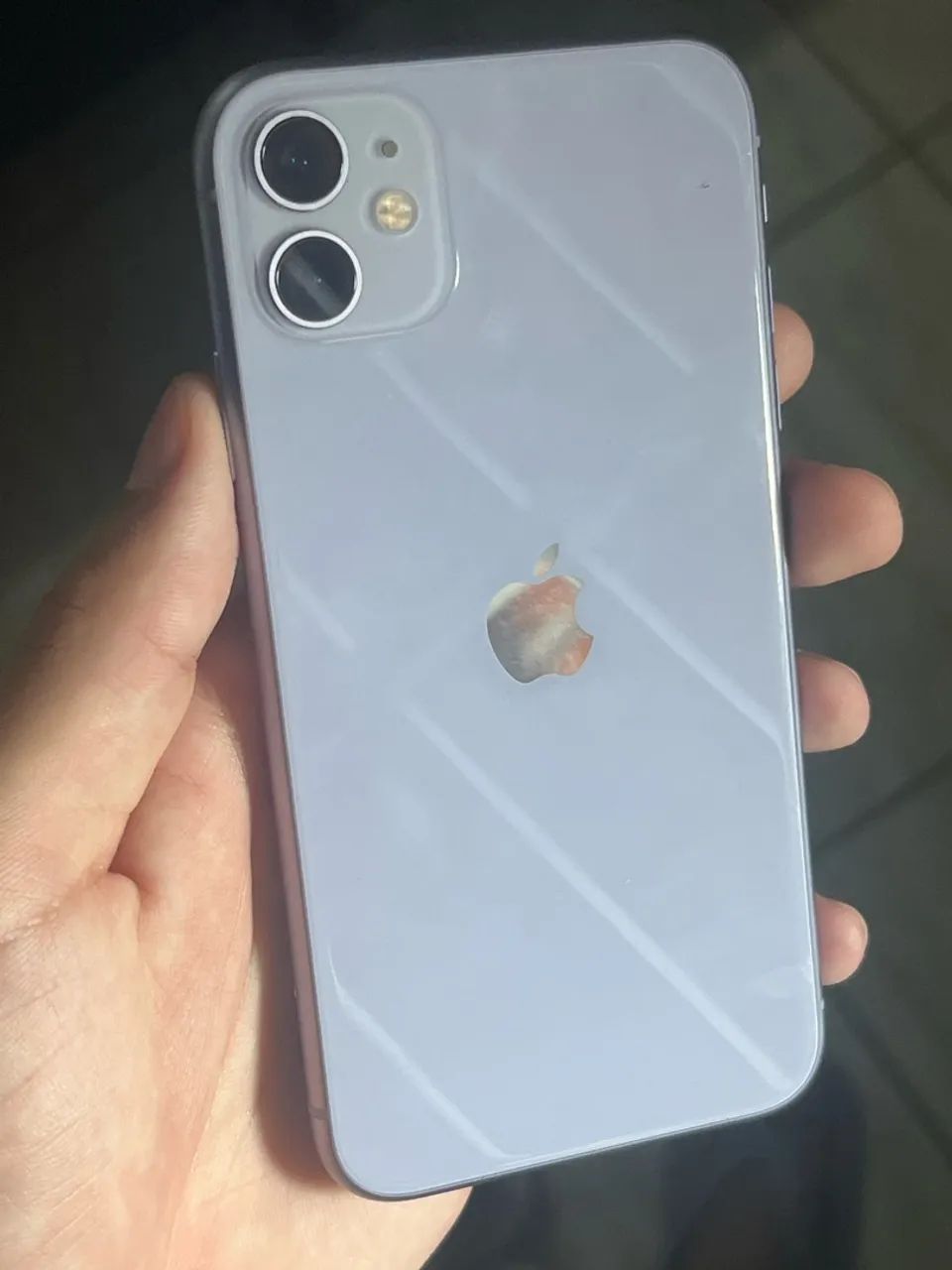 IPhone 11 - lilás - 64Gb