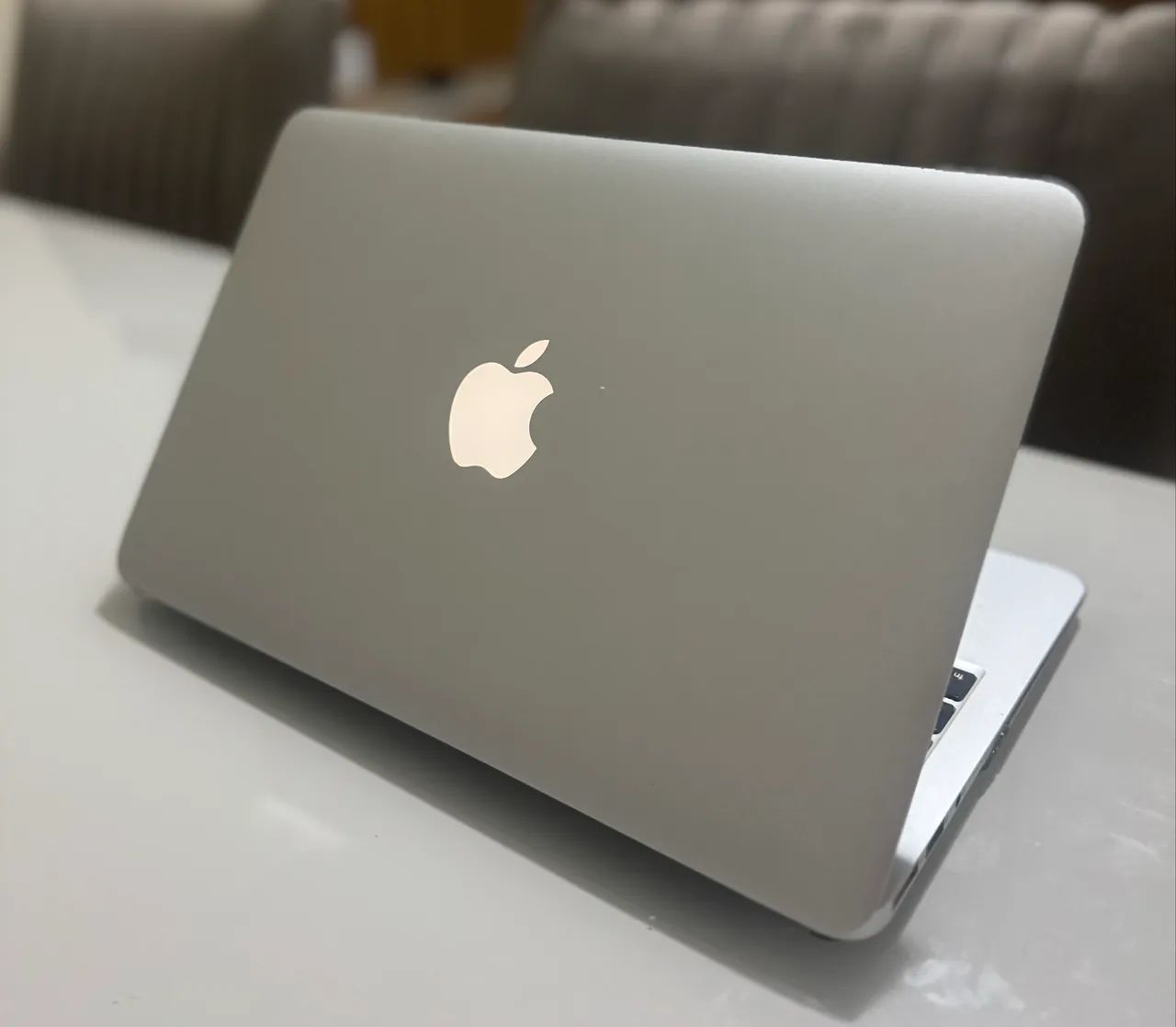 macbook air 11 2014