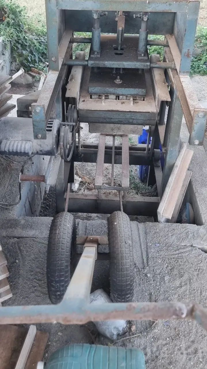 MAQUINA DE BLOCO - Foto 2
