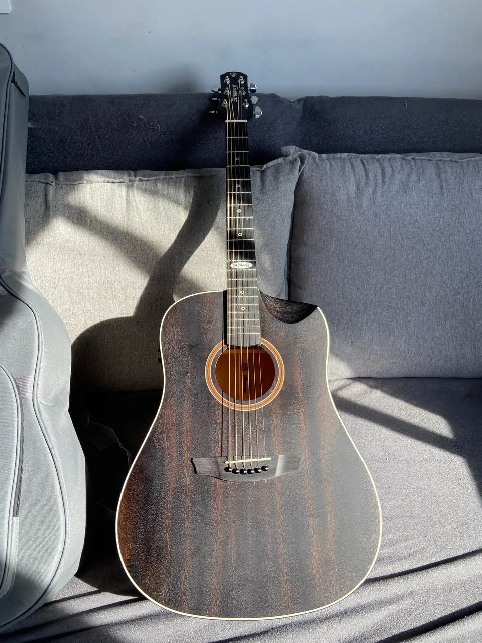 VDO / TRC - Violão Elétrico/Acústico + Case Strinberg