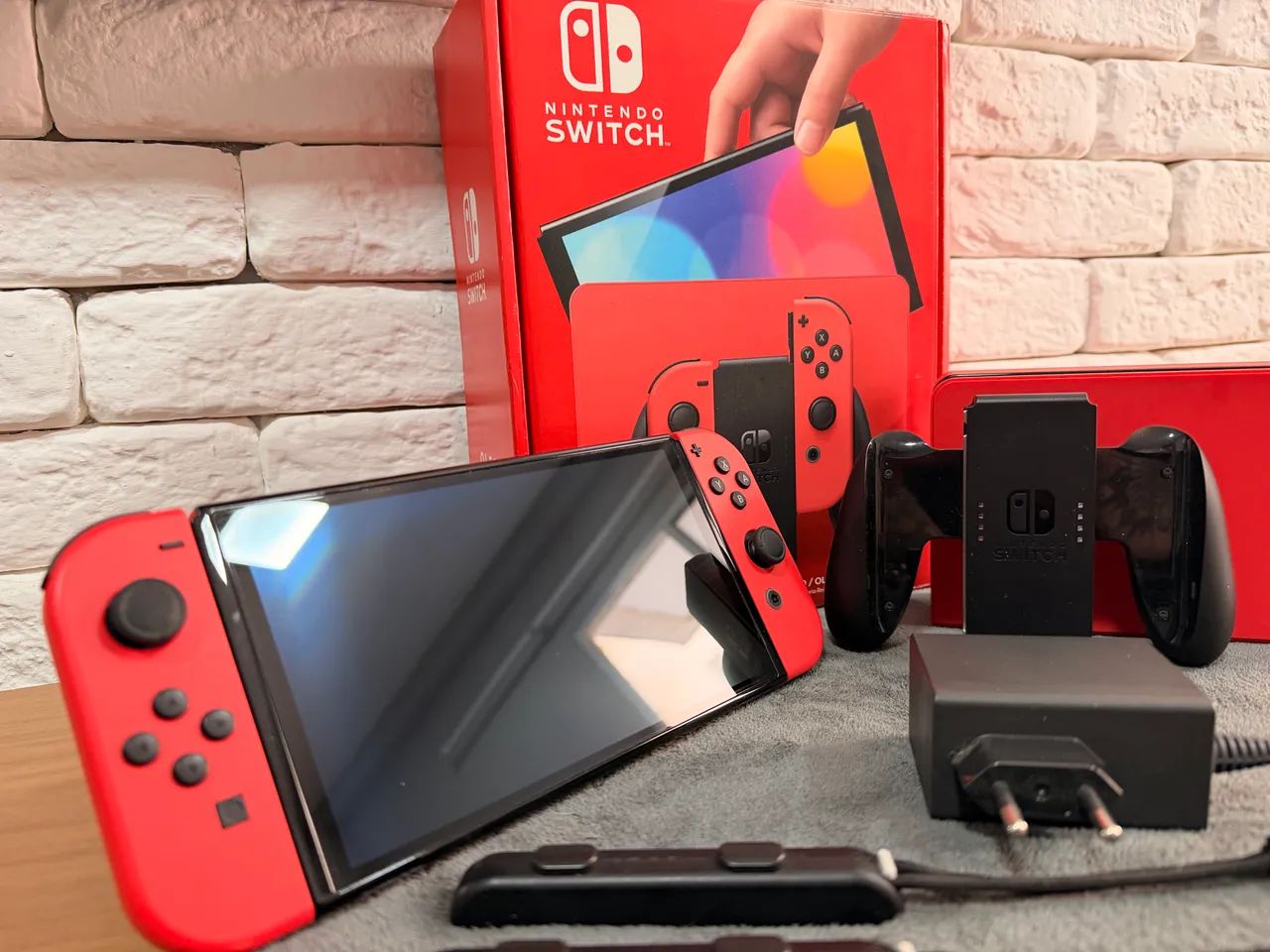 Nintendo Switch OLED Desbloqueado RED - Foto 2